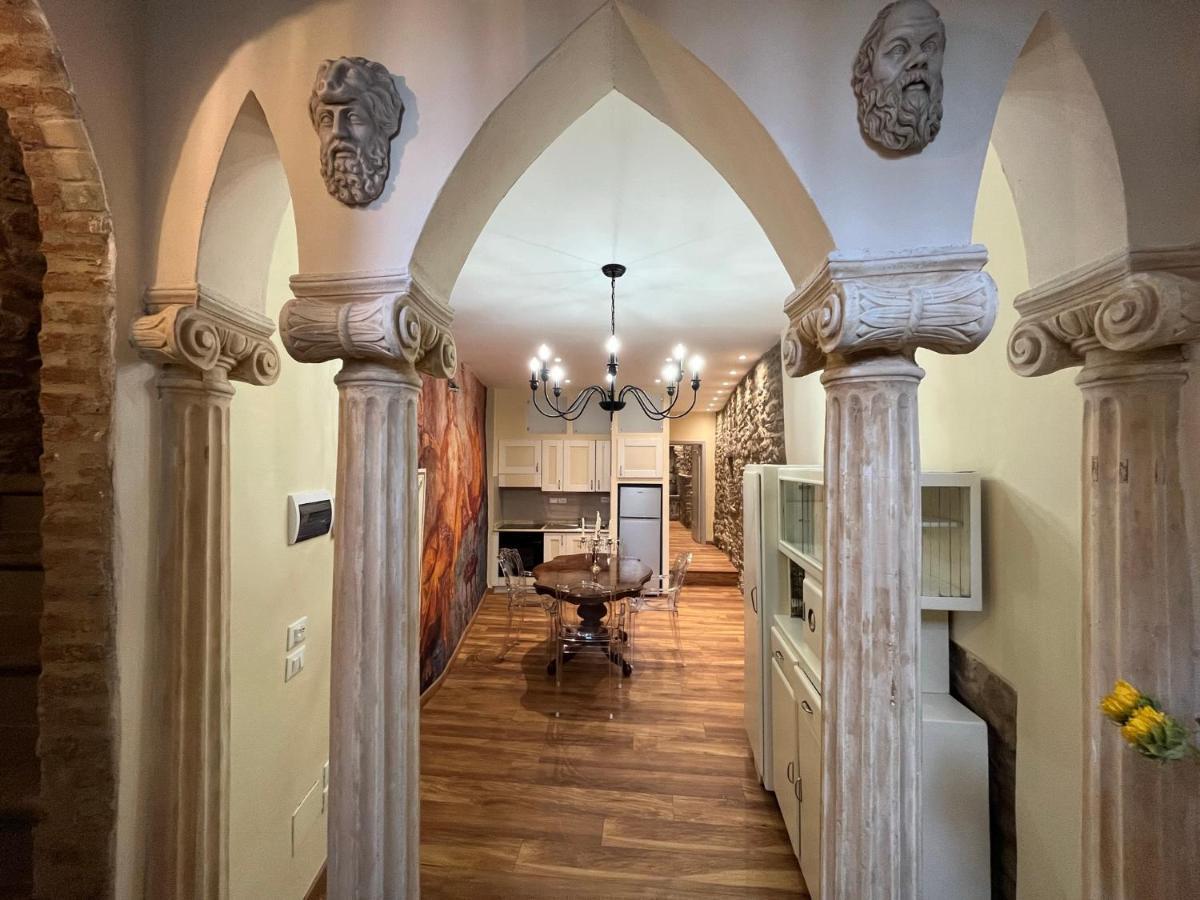 Cortona Suite - The House With Well And The Frescos Palace Ngoại thất bức ảnh